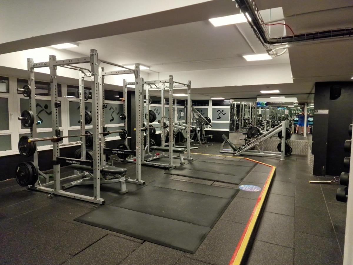 Castle Townhouse Kenilworth - Private Parking - 24 Hr Gym Access - Town Centreアパートメント エクステリア 写真